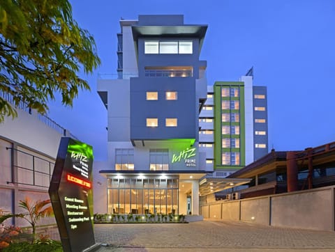 Property building, Facade/entrance