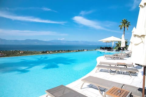 Day, Natural landscape, View (from property/room), Balcony/Terrace, Mountain view, Sea view, sunbed