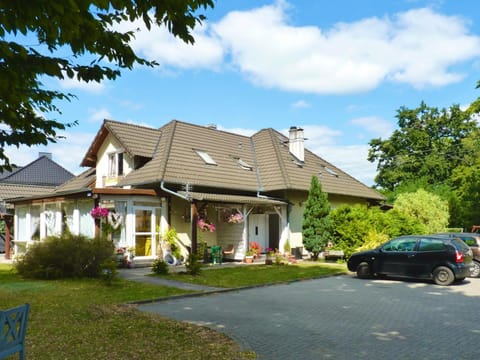 Property building, Parking