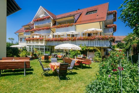 Property building, Garden