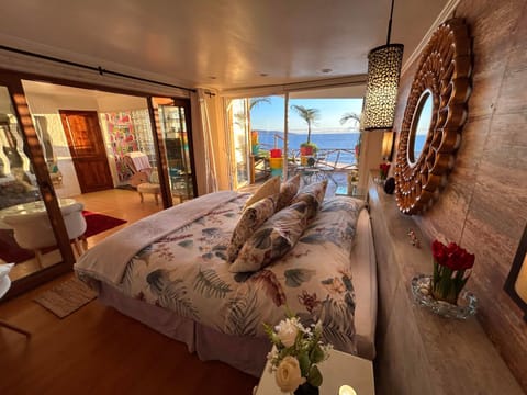 Bedroom, Sea view