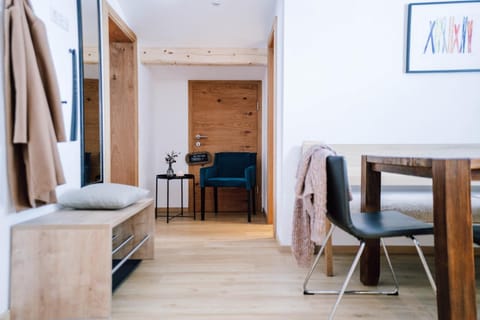 Photo of the whole room, Seating area, Dining area