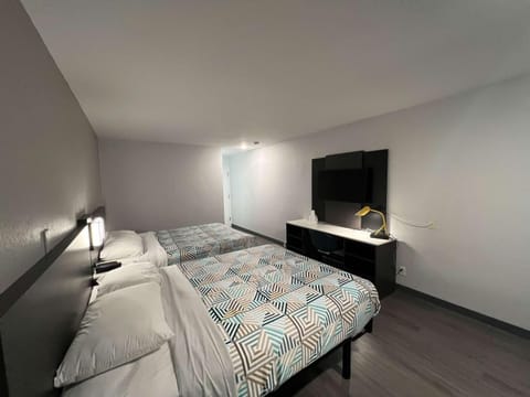 Photo of the whole room, On site