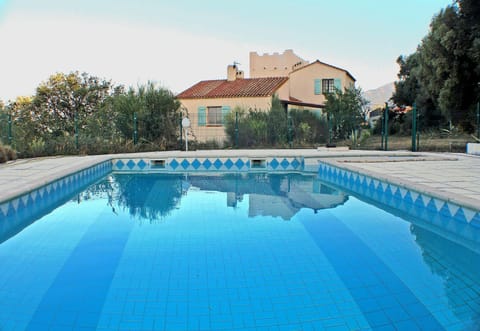 Property building, Staff, Day, People, Activities, BBQ facilities, Children play ground, Garden, Table tennis, Balcony/Terrace, Banquet/Function facilities, Meeting/conference room, Pets, Guests, Pool view, Swimming pool, Sports, Entertainment, children, young children, older children, group of guests, Open Air Bath, Family