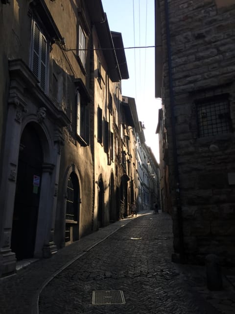 Day, Summer, On site, City view, Street view, Quiet street view