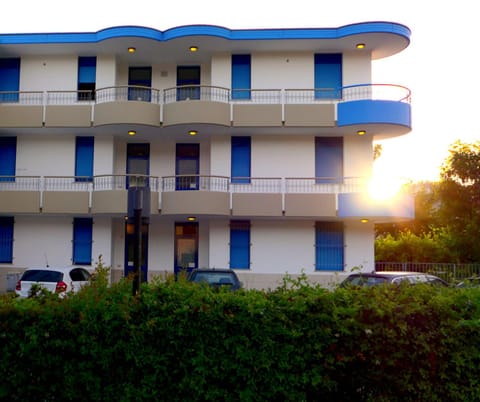 Property building, Balcony/Terrace