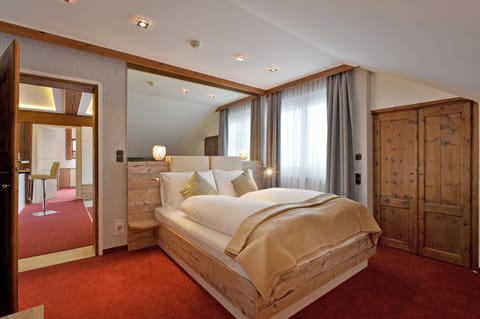 Bed, Decorative detail