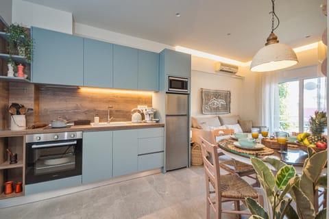 Living room, kitchen