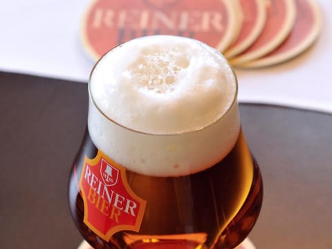 Restaurant/places to eat, Alcoholic drinks