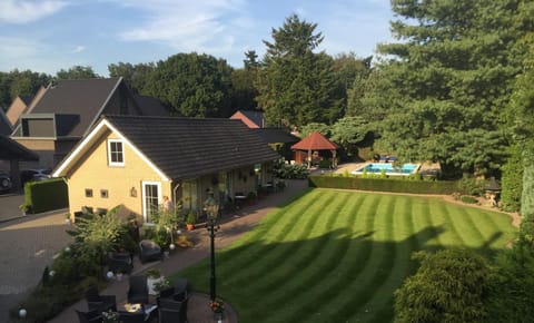 Property building, Bird's eye view