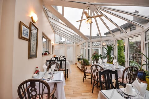 Asgard Guest House Bed and Breakfast in Galway