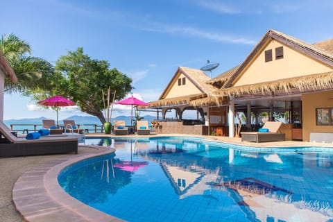 Swimming pool, Swimming pool