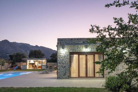 Property building, Balcony/Terrace