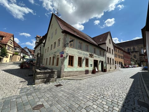 Property building, Neighbourhood, Street view, Location