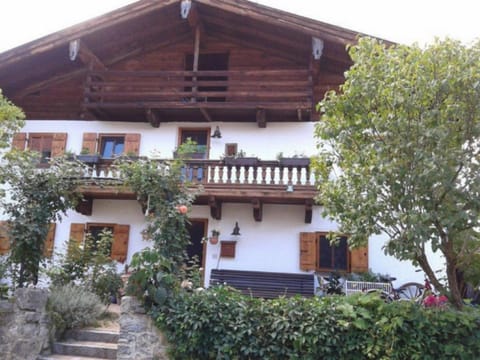 Haus Perlgut - Maraun Alessia Apartment in Grassau