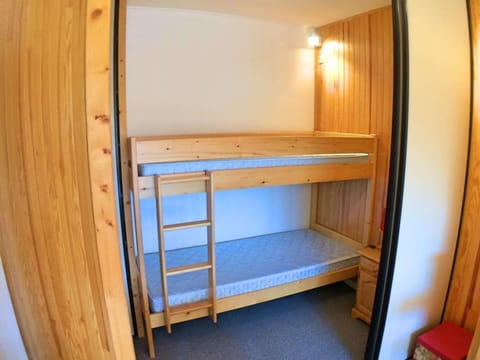 Appartement 2 Pièces, Cabine, 40m², 4 Couchages, Proche Pistes et Commerces, Vars Les Claux - FR-1-330B-63 Cabin in Piedmont