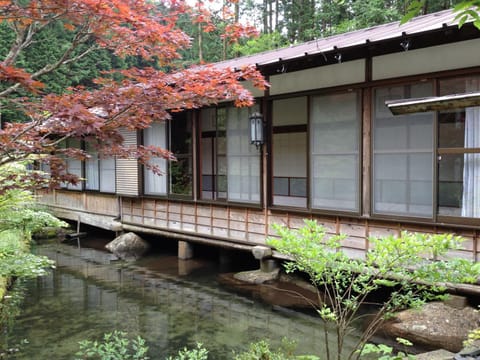 Facade/entrance, Garden view