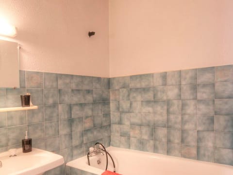 Appartement lumineux 2 pièces + coin montagne, 6 couchages, proche commerces et pistes - Monêtier-les-Bains - FR-1-330F-32 Apartment in Le Monêtier-les-Bains