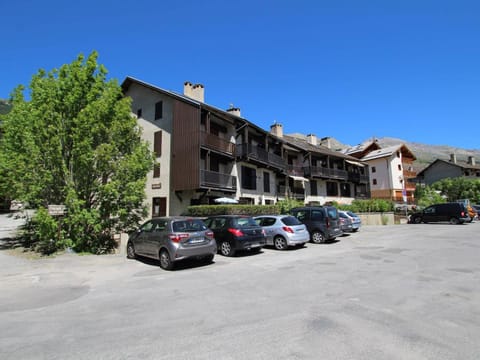 Spacieux Triplex 4 pièces, 7 couchages, proche pistes, parking, calme - FR-1-330F-74 Apartment in Le Monêtier-les-Bains
