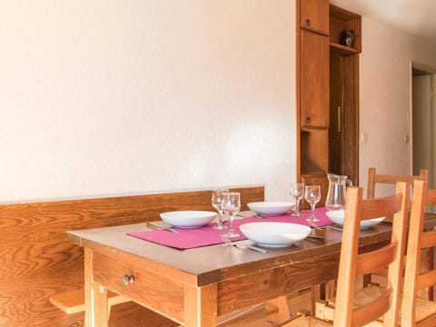 Appartement lumineux 3 pièces - 6 pers, parking, près des pistes - FR-1-330F-87 Apartment in Saint-Chaffrey