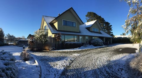 Property building, Winter
