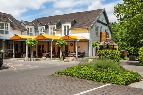 Property building, Balcony/Terrace
