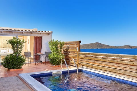 Sea view, Swimming pool