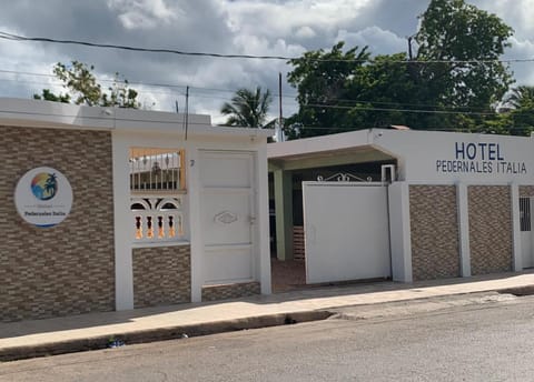 Facade/entrance, Property logo or sign
