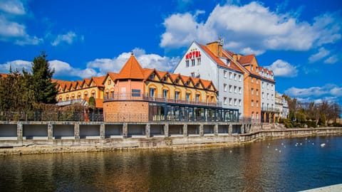 Property building, Day, River view