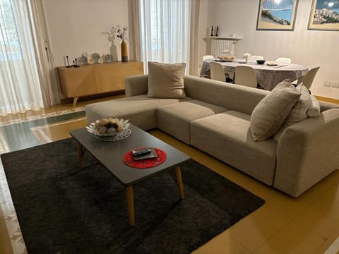 Luxury Manfredi Apartment Salerno Apartment in Salerno