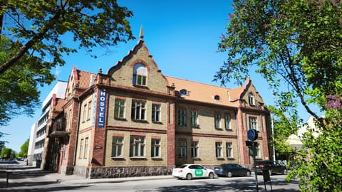 Property building, Spring