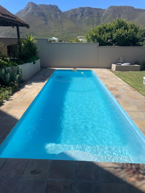 Bird's View Guest Accommodation Bed and Breakfast in Western Cape