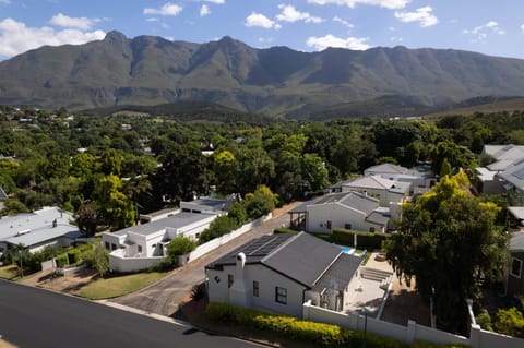 Bird's eye view, Mountain view