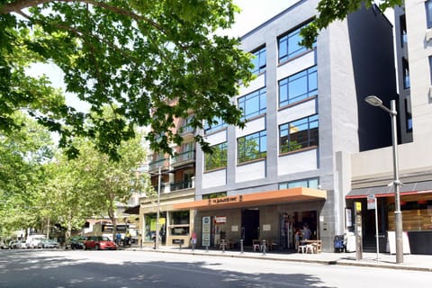 Property building, Facade/entrance