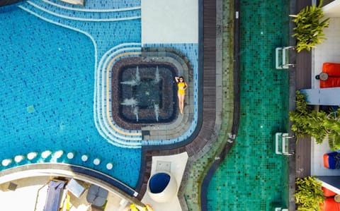 Swimming pool