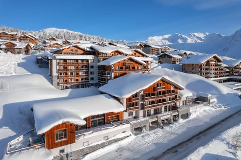 Property building, Winter
