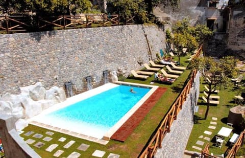 Cartiera Apartment with Pool by AMALFIVACATION Apartment in Amalfi