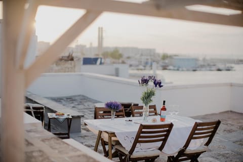 Balcony/Terrace, Food and drinks, Sea view, Sunset