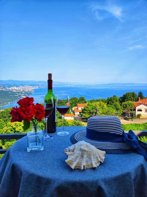 Balcony/Terrace, City view, Sea view