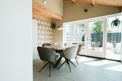 Dorpsweg 9 - Ouddorp House in Ouddorp