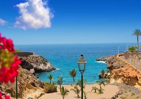 Nearby landmark, Natural landscape, Beach