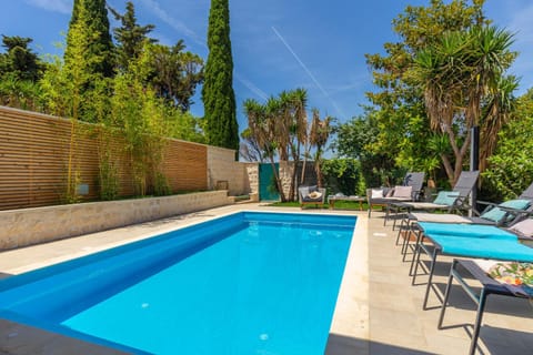 Balcony/Terrace, Swimming pool, Swimming pool