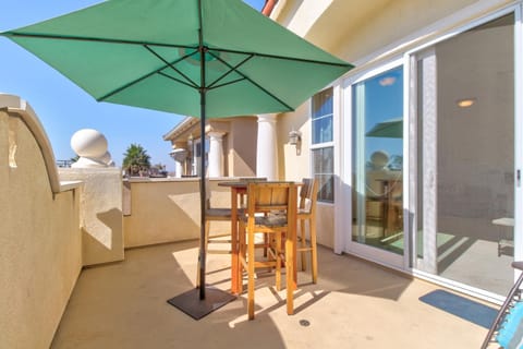 Oceanside Sunset Shores House in Oceanside