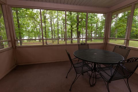 Kenlake State Resort Park Campground/ 
RV Resort in Lake Barkley