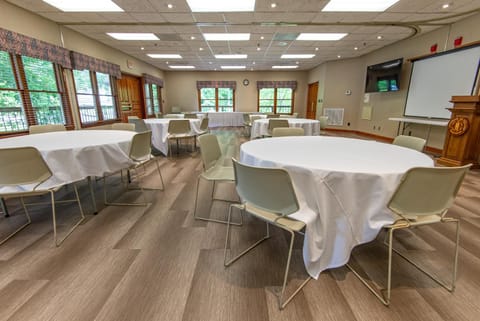 Meeting/conference room