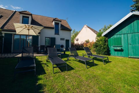 Property building, Patio