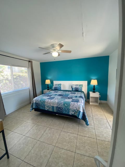 Kingsail Resort Motel in Marathon