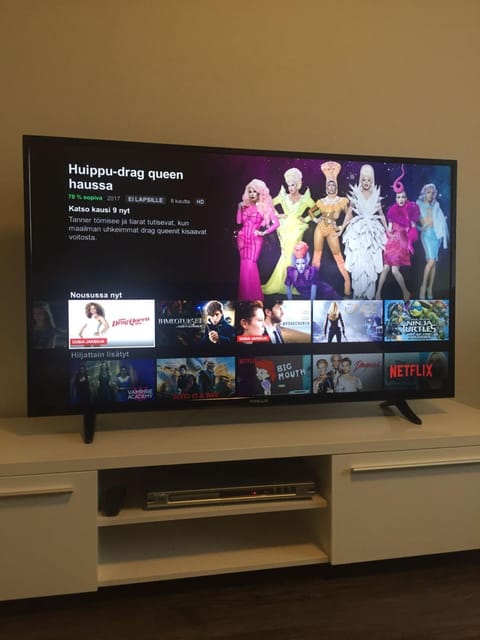 City Apartment Snellmaninkatu 22 B, yksityinen pistokkeellinen autopaikka sisäpihalla Apartment in Finland