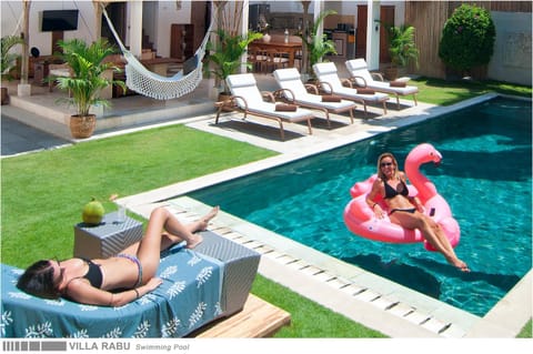 Garden, Swimming pool