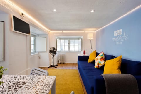 TV and multimedia, Living room, Dining area